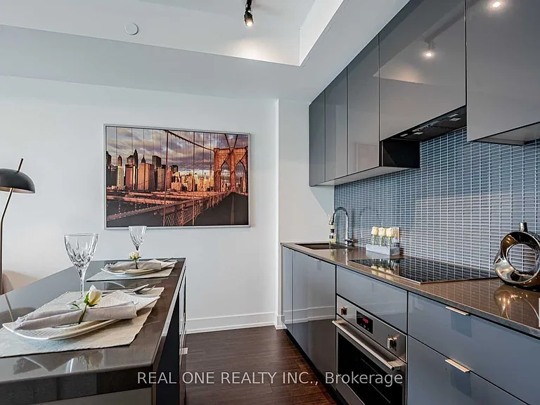 7 Grenville St #3009 — Photo 12