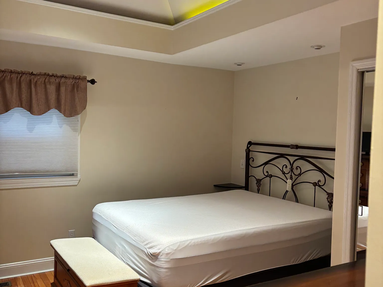 1 bed, 1000 sqft, $2,200 — Photo 3