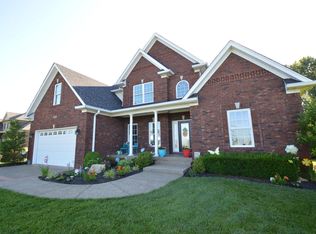 320 Birdie Ct, Simpsonville, KY 40067
