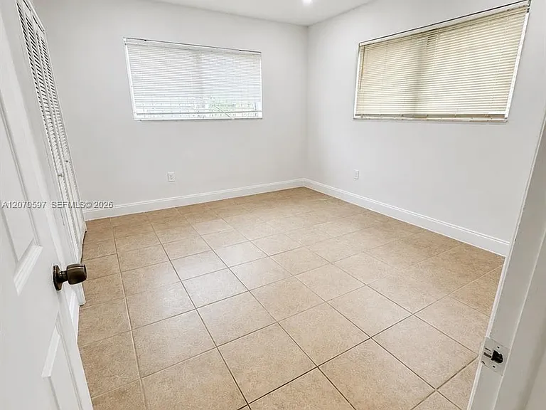 1951 NE 167th St #15 — Photo 5