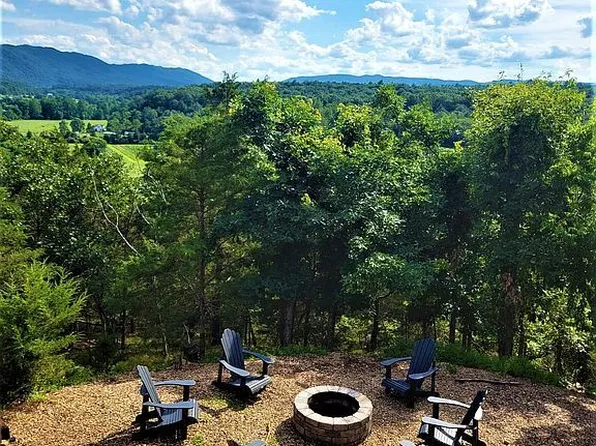 17434 Starstone Dr, Broadway, VA 22815