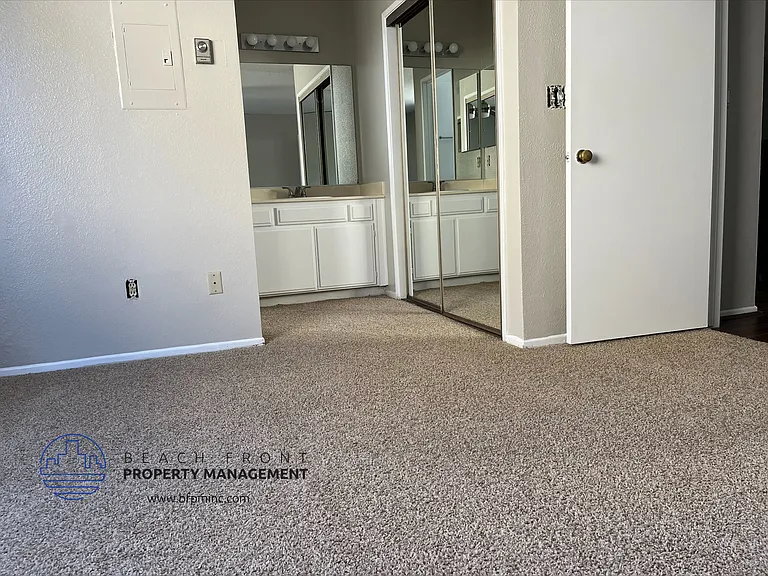 2642 S. Sepulveda Blvd. — Photo 4
