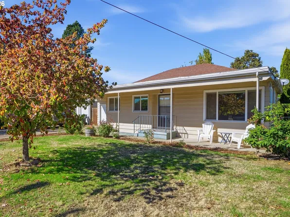 1243 NE 9th Ave, McMinnville, OR 97128