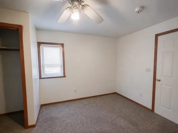 107 9th Ave NW, Mandan, ND 58554