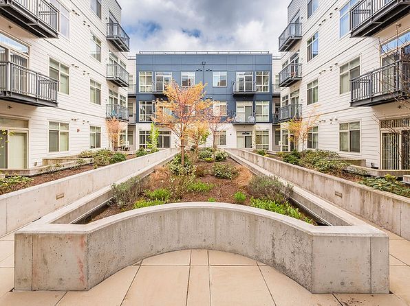 1210 N 152nd St Unit 429