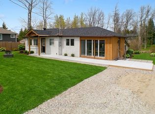 8892 Beachwood Rd, Wasaga Beach, ON L9Z2Y5
