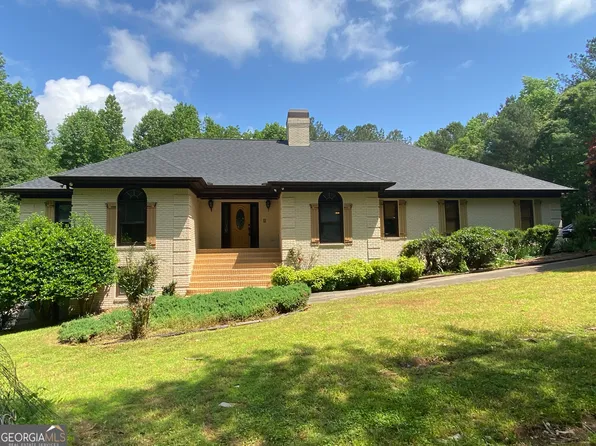 1541 Helmer Rd, Fayetteville, GA 30214