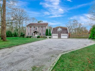 26 Box Tree Rd, East Quogue, NY 11942