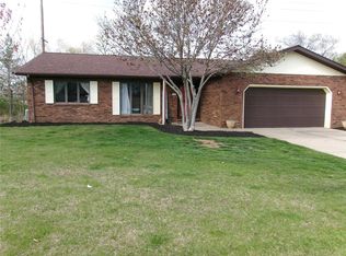 201 Blanc Lee Dr, Belleville, IL