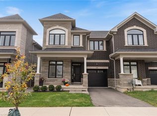 10 Granite Ridge Trl, Hamilton, ON L8B1Y4