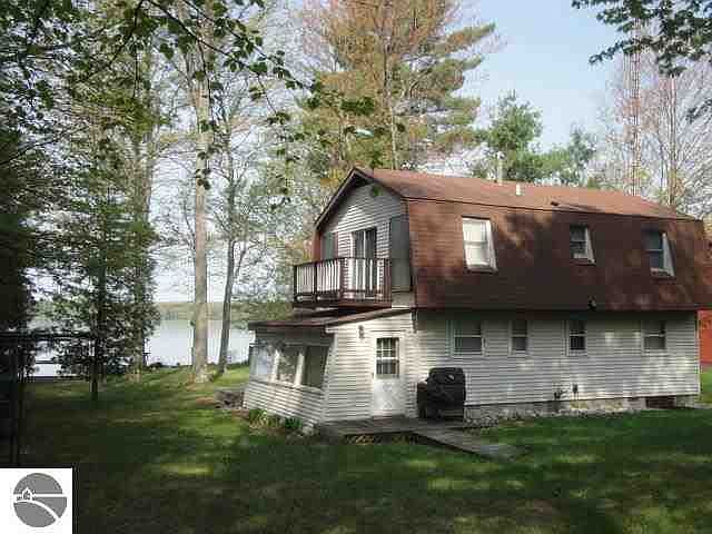 1st image of 5081 Maple Knoll Dr NE