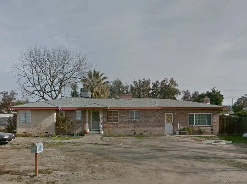 1073 Pleasant Way photo 1