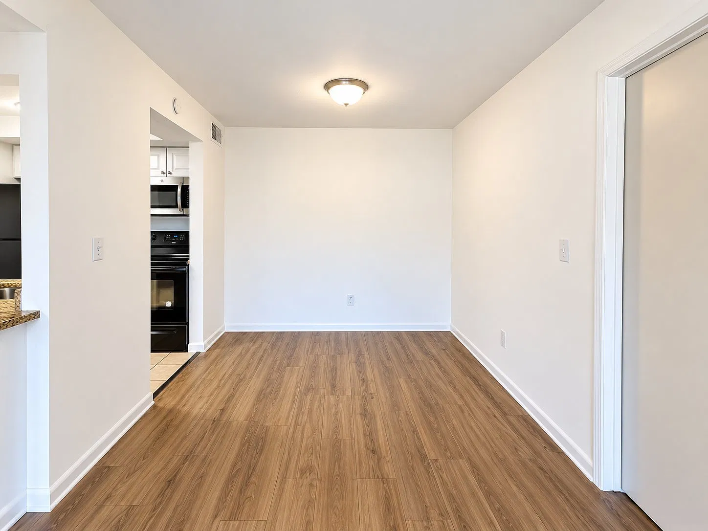 838 NW Fork Rd — Photo 3