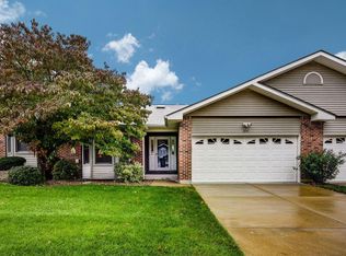 2951 Oakmoor Dr, Saint Charles, MO 63301