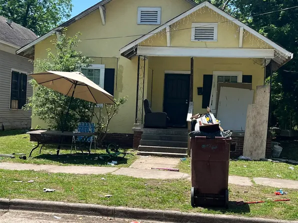 1304 S Oak St, Pine Bluff, AR 71601
