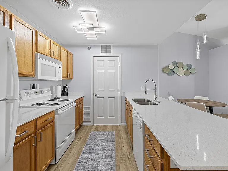 1 Bedroom 1 Bathroom