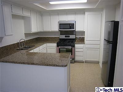 5th image of 25126 Steinbeck Ave Unit A