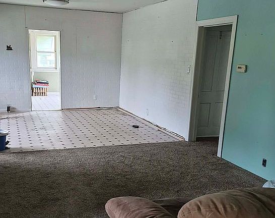 3rd image of 182 S 2nd St