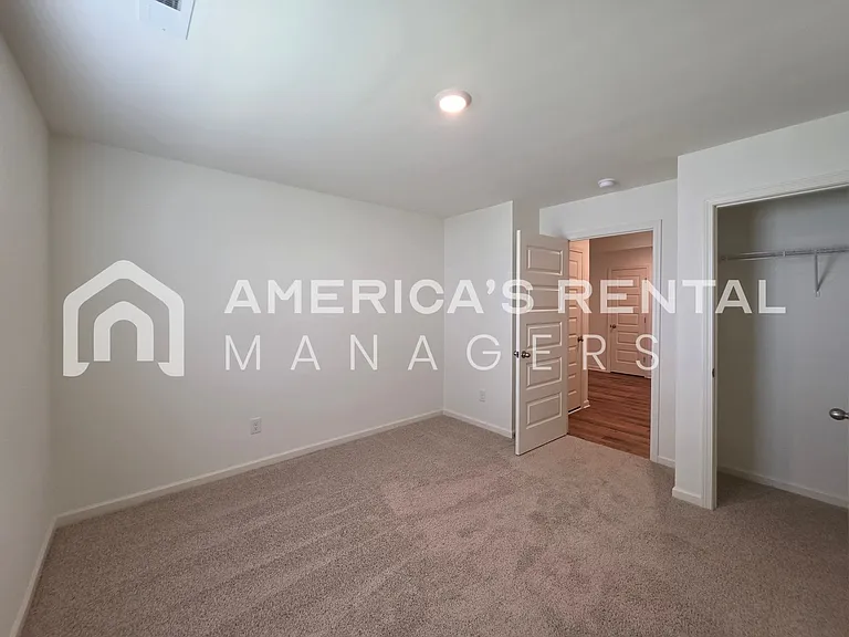 213 Koslin Loop — Photo 24