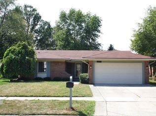 6625 Raintree Dr, Canton, MI 48187