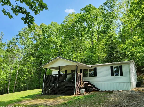 441 Parker Rd, La Follette, TN 37766