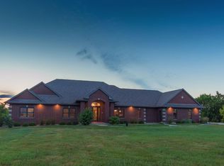 3090 145th Ct, Riverside, IA 52327