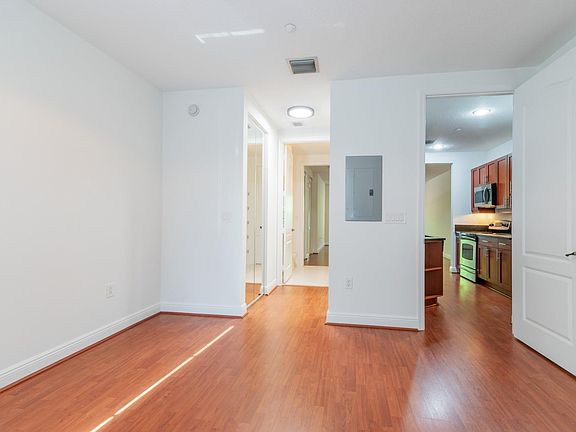 4th image of SW 14 AVE 14 Ave 14 Avenue #368