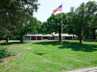 17 Black Jack Ln, Copper Canyon, TX 75077