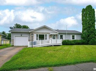 3204 W 18th St, Davenport, IA
