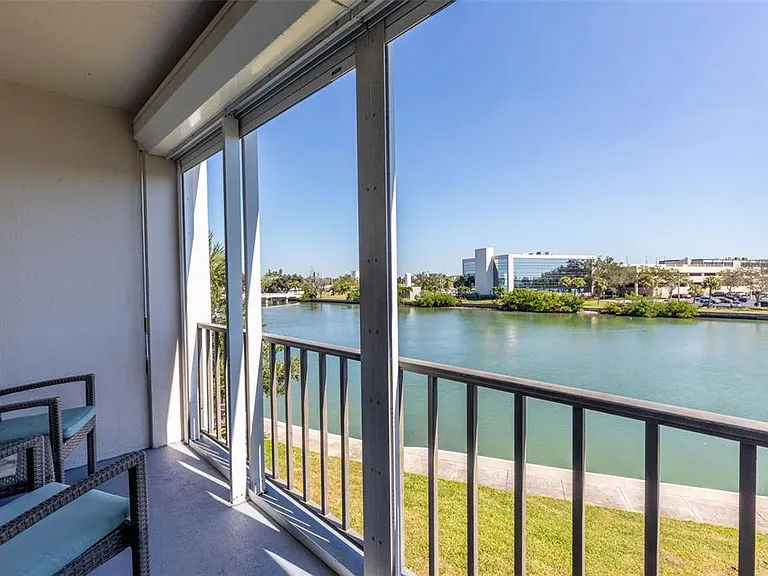 7405 Bay Island Dr S #321 — Photo 8