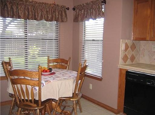 3rd image of 14509 Reagan Dr