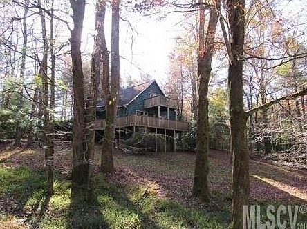 1st image of 28 Holly Ln