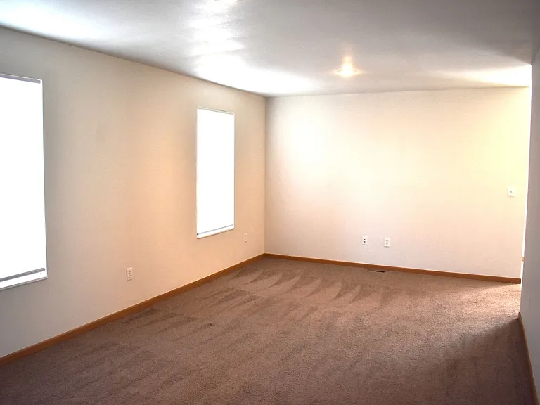 11789 Ridgeway Dr — Photo 6