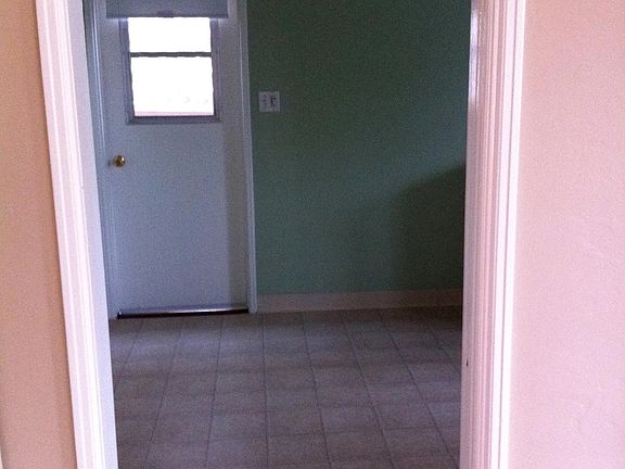 4th image of 4276 Lamont St