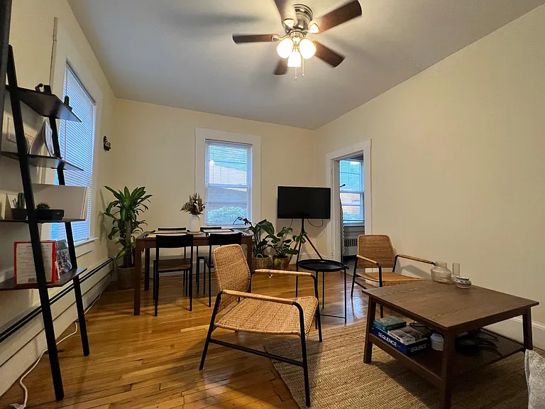 138 Hampshire St #2B — Photo 8