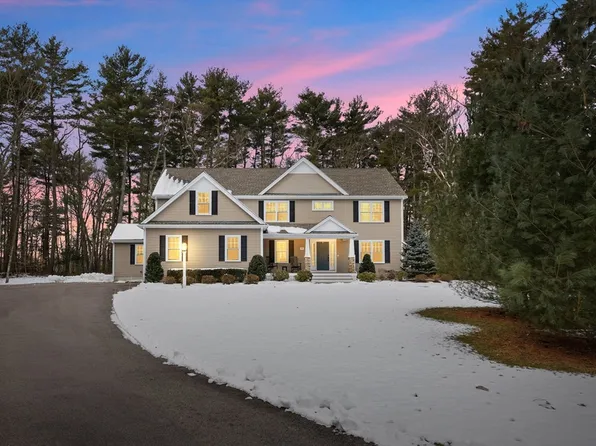 17 Leisure Ln, South Easton, MA 02375
