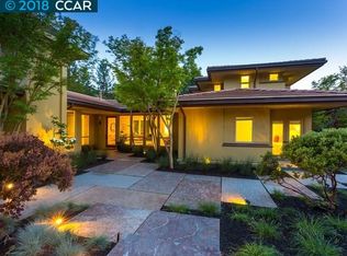 1 Heather Ln, Orinda, CA 94563