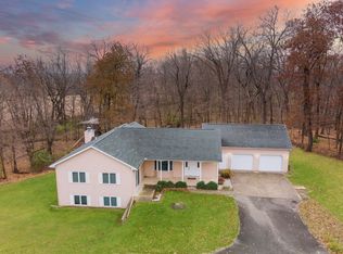 8517 N 2200 East Rd, Downs, IL 61736