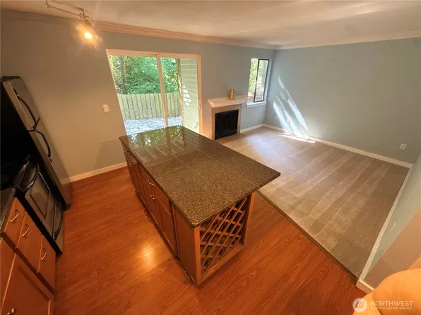 23453 16th Avenue S #A-102, Des Moines, WA 98198