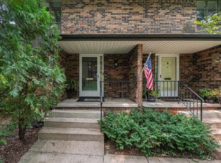 537 Greenwood Ave SE APT H, East Grand Rapids, MI 49506