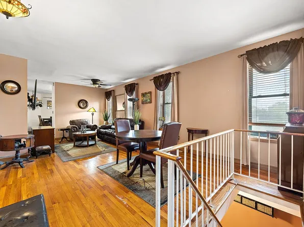 680 81st St APT 1B, Brooklyn, NY 11228