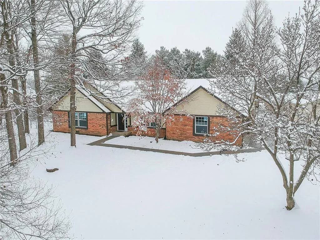 3016 Walnut Ct photo 1