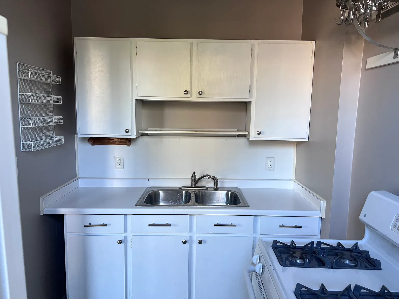 2 bed, 1100 sqft, $1,800 — Photo 4