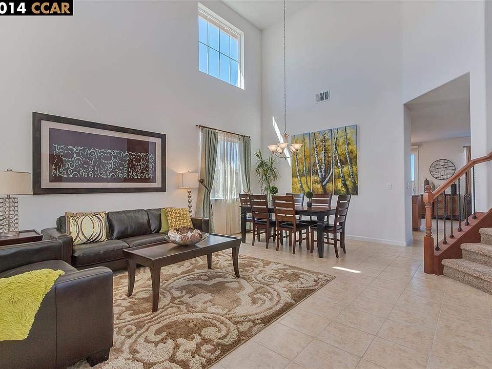 1st image of 3021 Cortina Dr