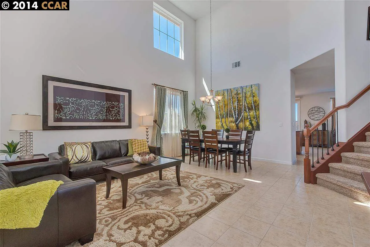 3021 Cortina Dr photo 1