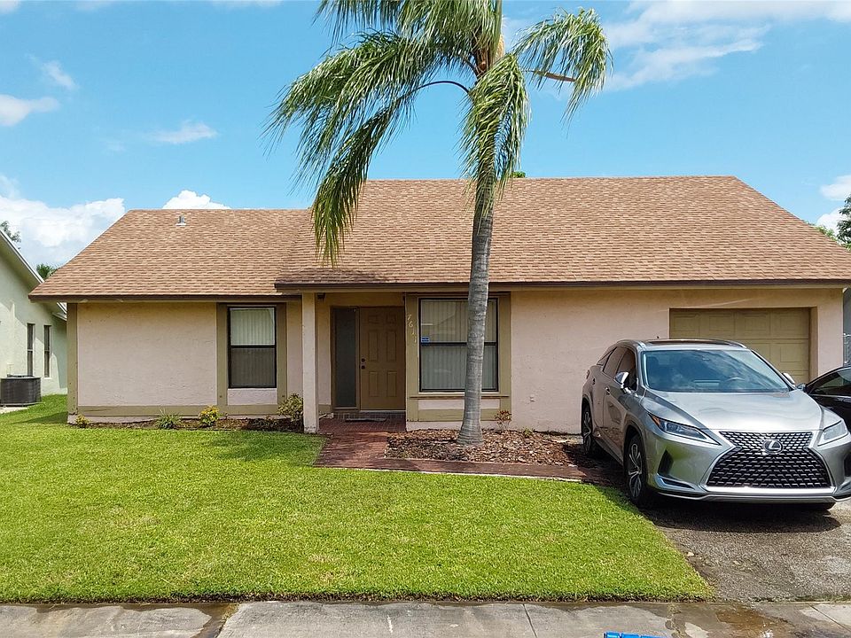 1st image of 7611 SW 8th Street