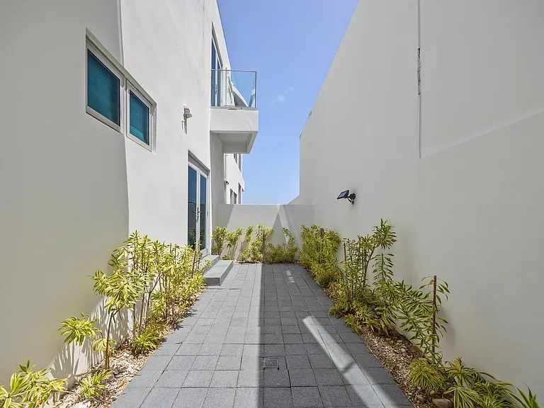 2150 Park Blvd — Photo 9