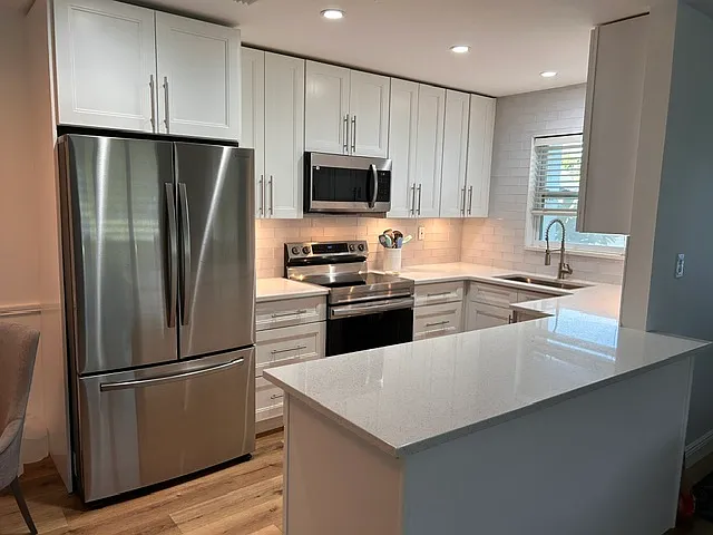445 High Point Blvd #A — Photo 8