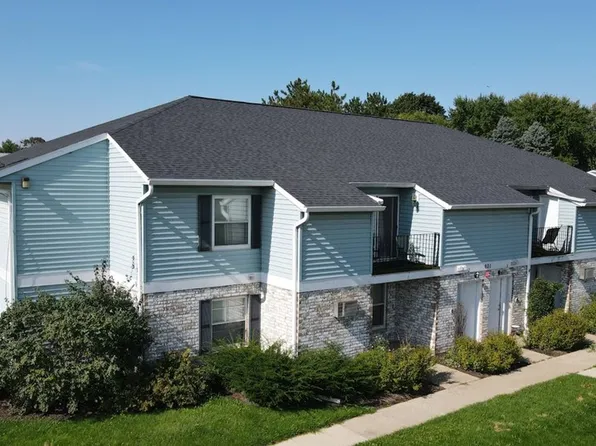 Oak Street Townhomes, 601 E Oak St #7, Cottage Grove, WI 53527
