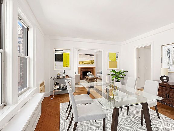 3rd image of 125 E 84th St #9C